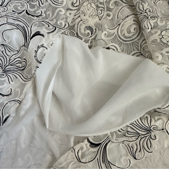 Alice + Olivia Janelle Embroidered Silk Dress | NWT - Picture 7 of 8